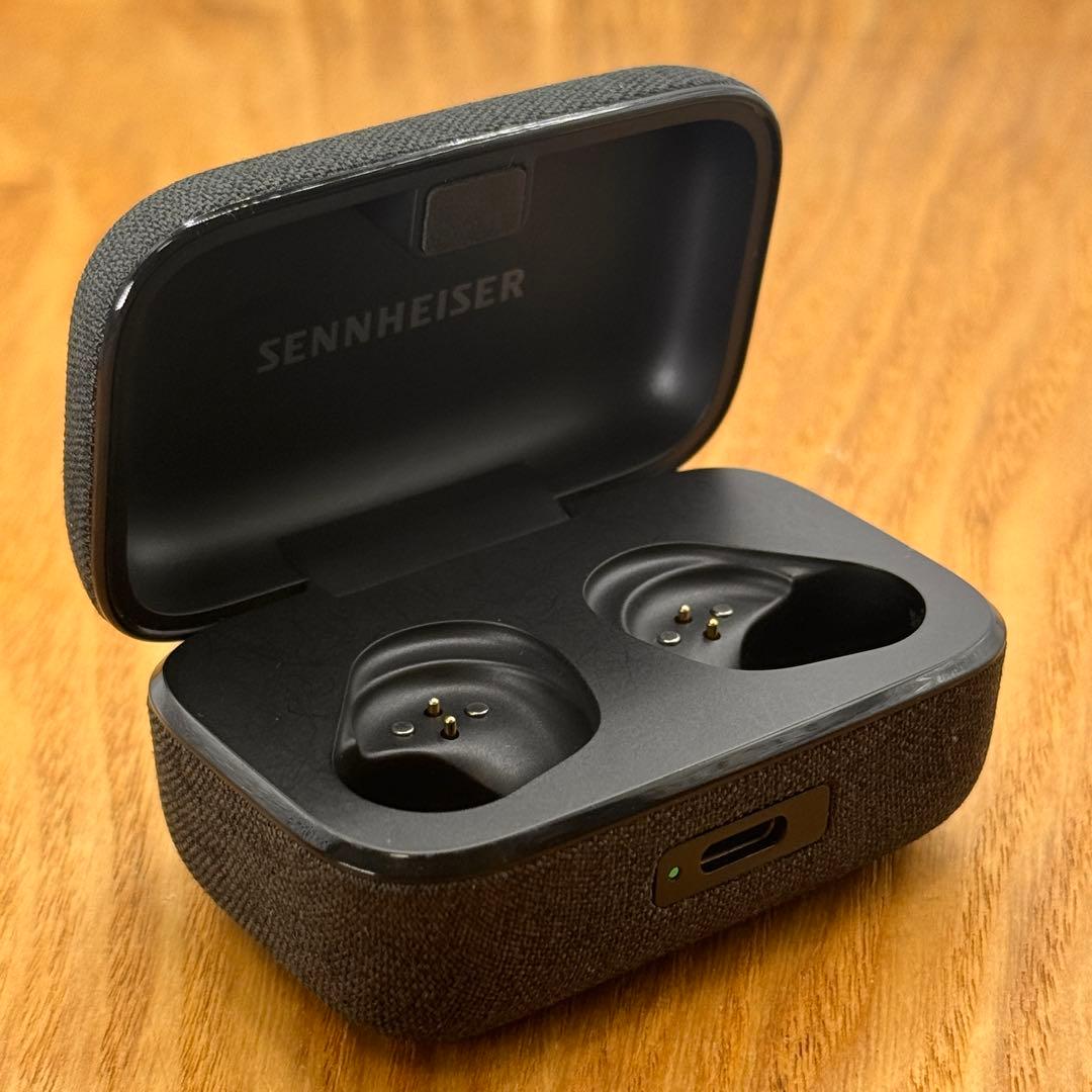 <おまけでCaseお付け> MOMENTUM True Wireless 4