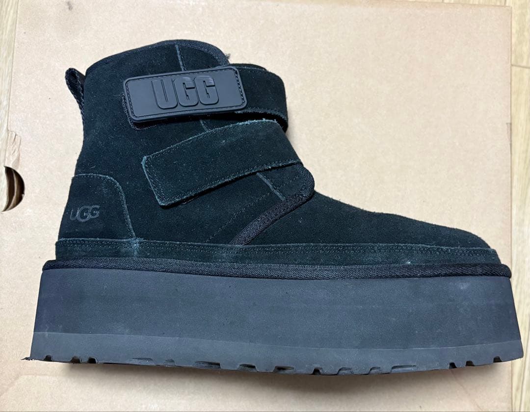 UGG W NEUMEL PLATFORM ブラック 25cm