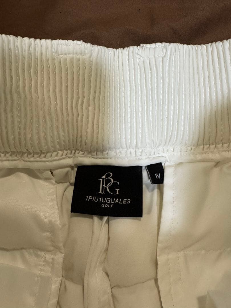 1PIU1UGUALE3 GOLF ダウンベスト セットアップ 白 Ⅳ 4