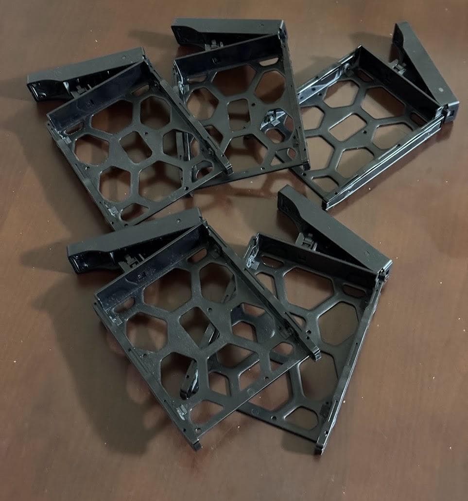 Synology NAS用拡張ユニット DX517