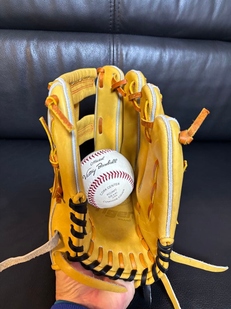 鰆*）様 美津和タイガー硬式内野手用グラブ