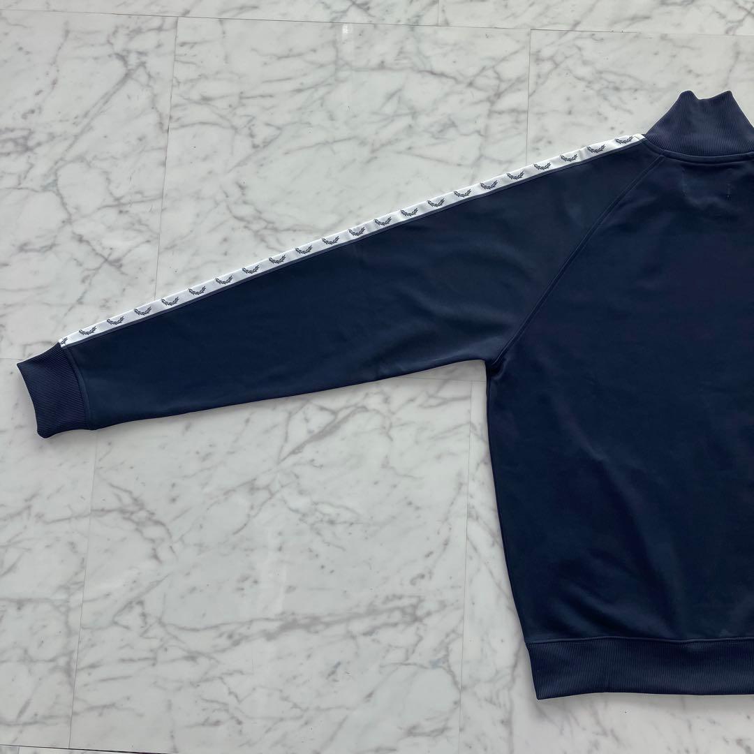 【美品】FRED PERRY トラックジャケット ネイビー ポルトガル製 Ｍ