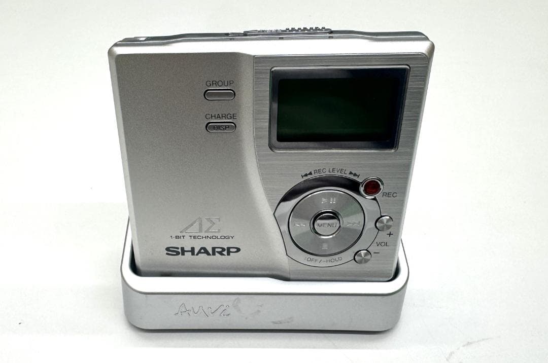 ★SHARP ポータブルMDプレーヤー Auvi MD-DR77