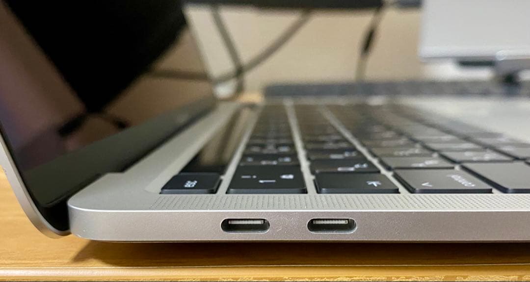 MacBook本体 MacBook Pro13inch 2020 16GB