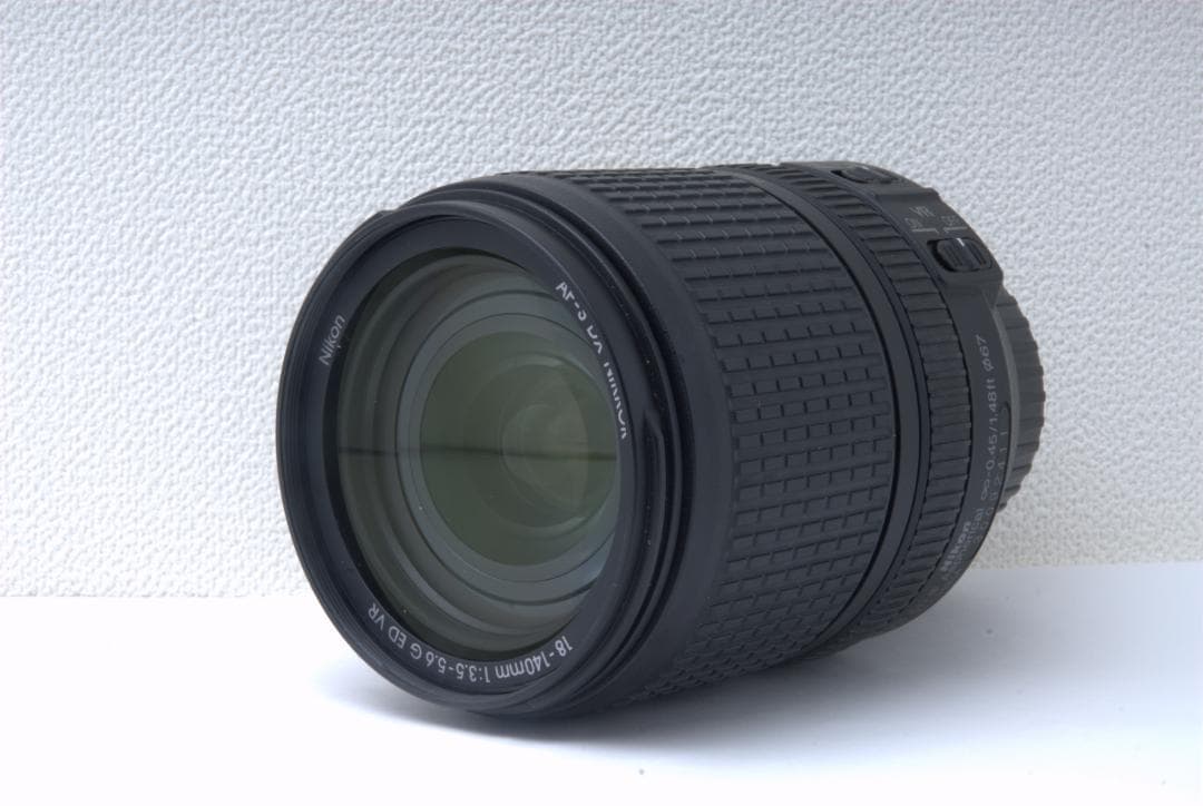 【 美品】Nikon ニコン D7200 Nikon DX 18-140mm