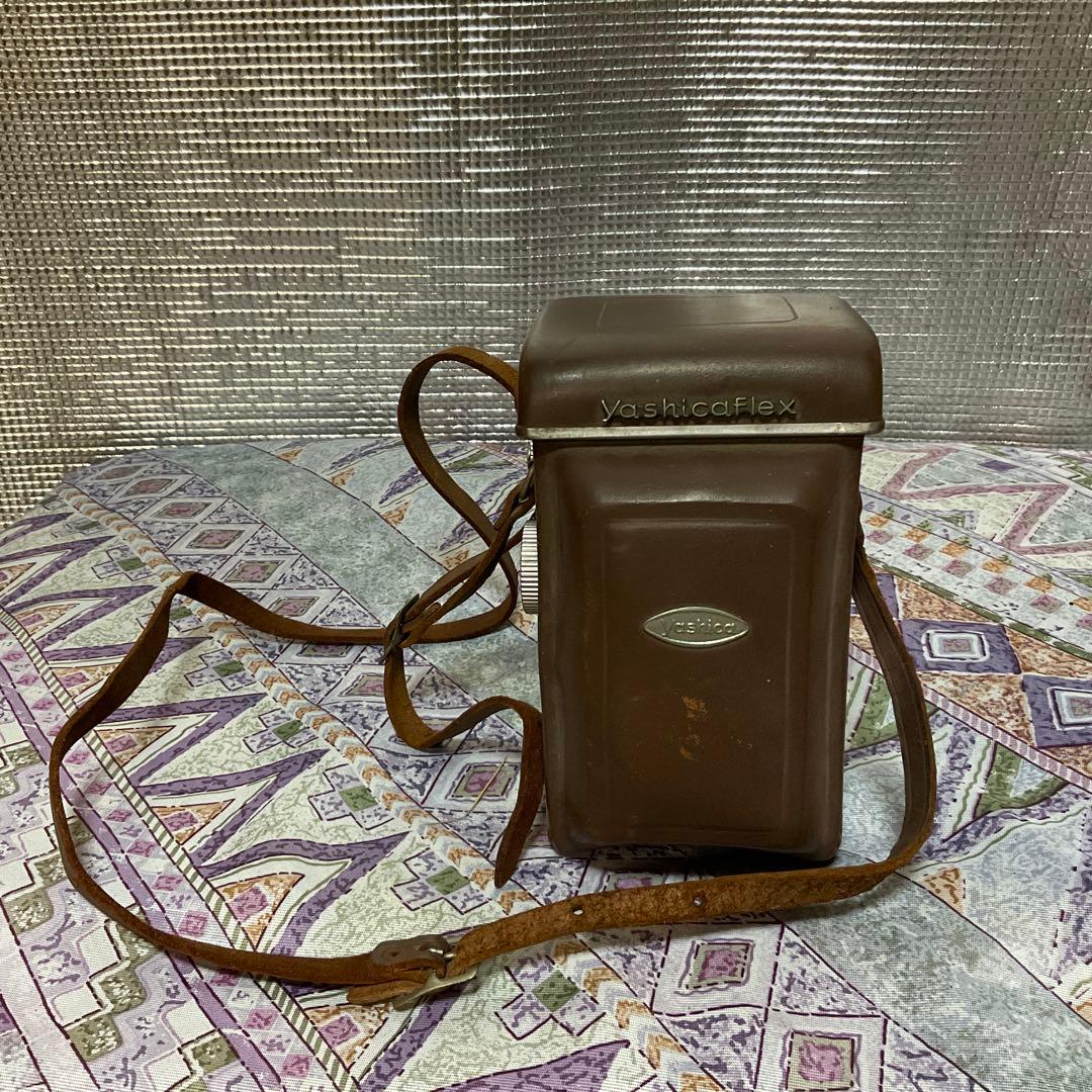 レトロカメラ　ヤシカ　FLEX。