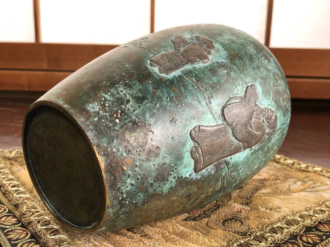 【 高肉象嵌銅壺 】　 高士唐子図　中華古玩