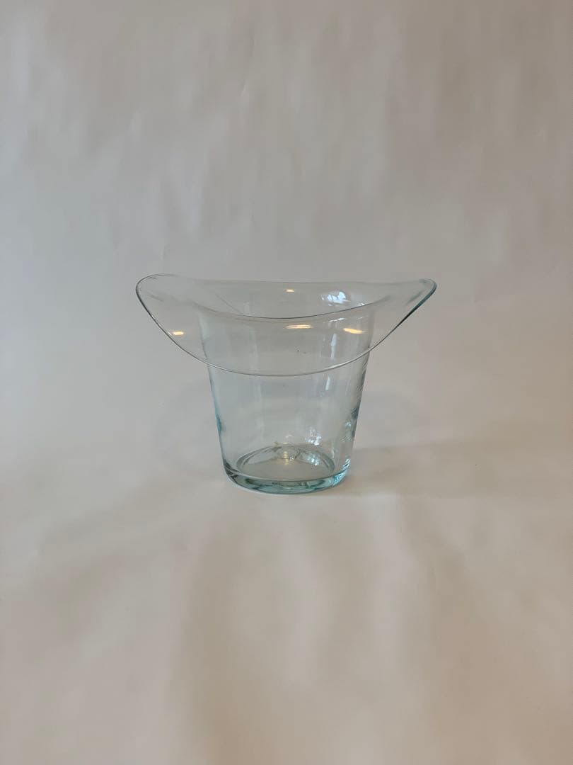 ハット　フラワーベース　ビンテージ　ガラス