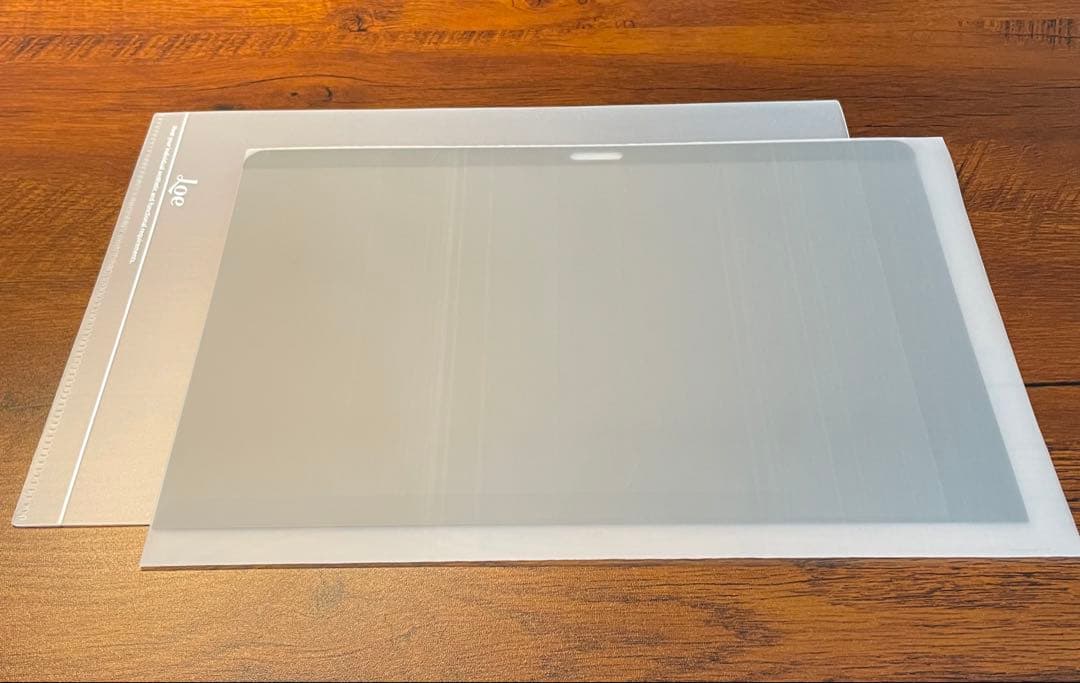 MacBook Air M1スペースグレイ+ LOE 覗き見防止保護フィルム