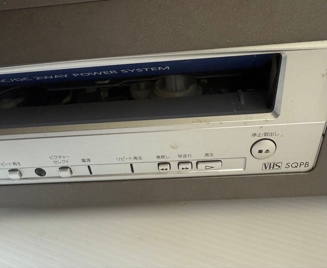 EIKI VC-SB20プロジェクター(a28)