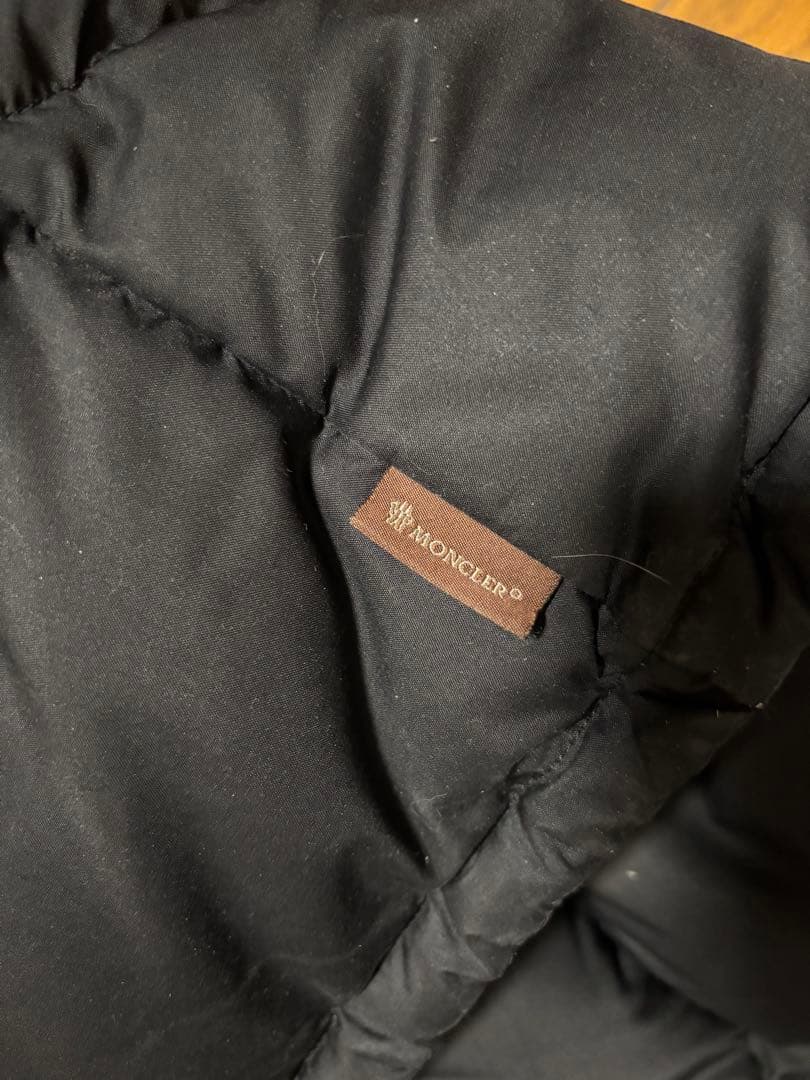 l*y様 MONCLER ブラック ダウンジャケット サイズ3