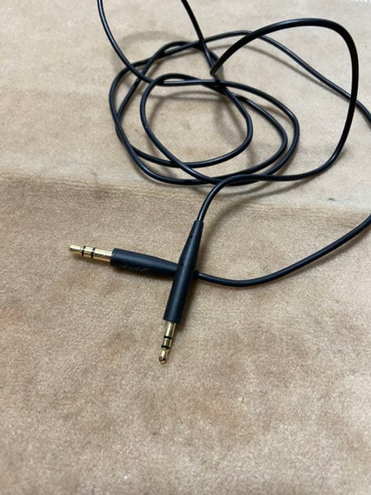 ノイズキャセリングヘッドホンBOSE QUIETCOMFORT 35 BLACK