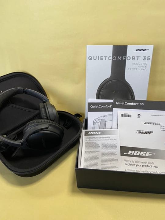 ノイズキャセリングヘッドホンBOSE QUIETCOMFORT 35 BLACK