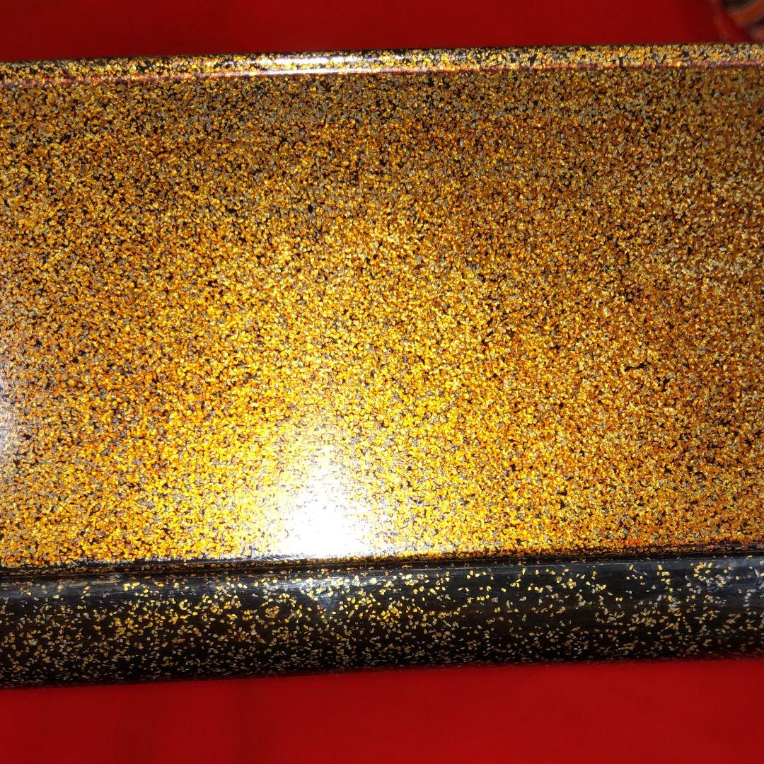 梨地青貝菊花桔梗鳥図蒔絵広蓋。