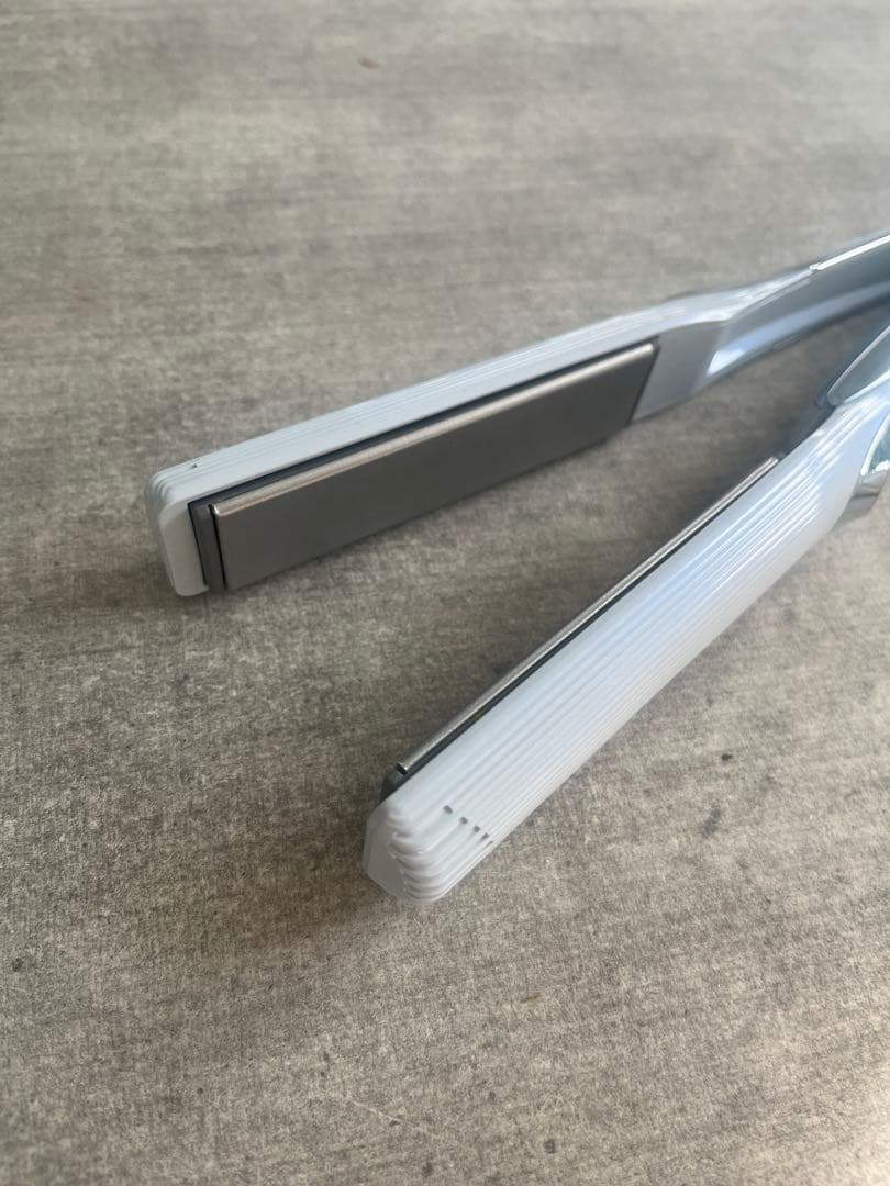 【美品】ReFa リファストレートヘアアイロン プロ　ホワイト