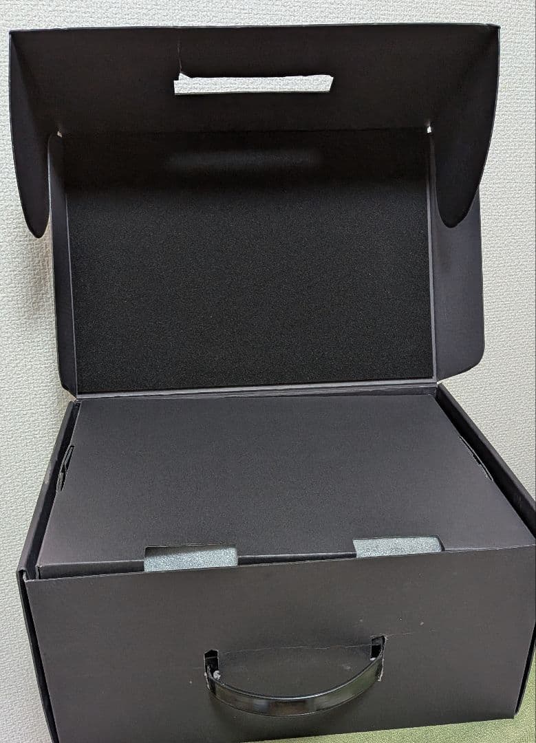 【中古】Anker Nebula Cosmos 三脚スタンド付き