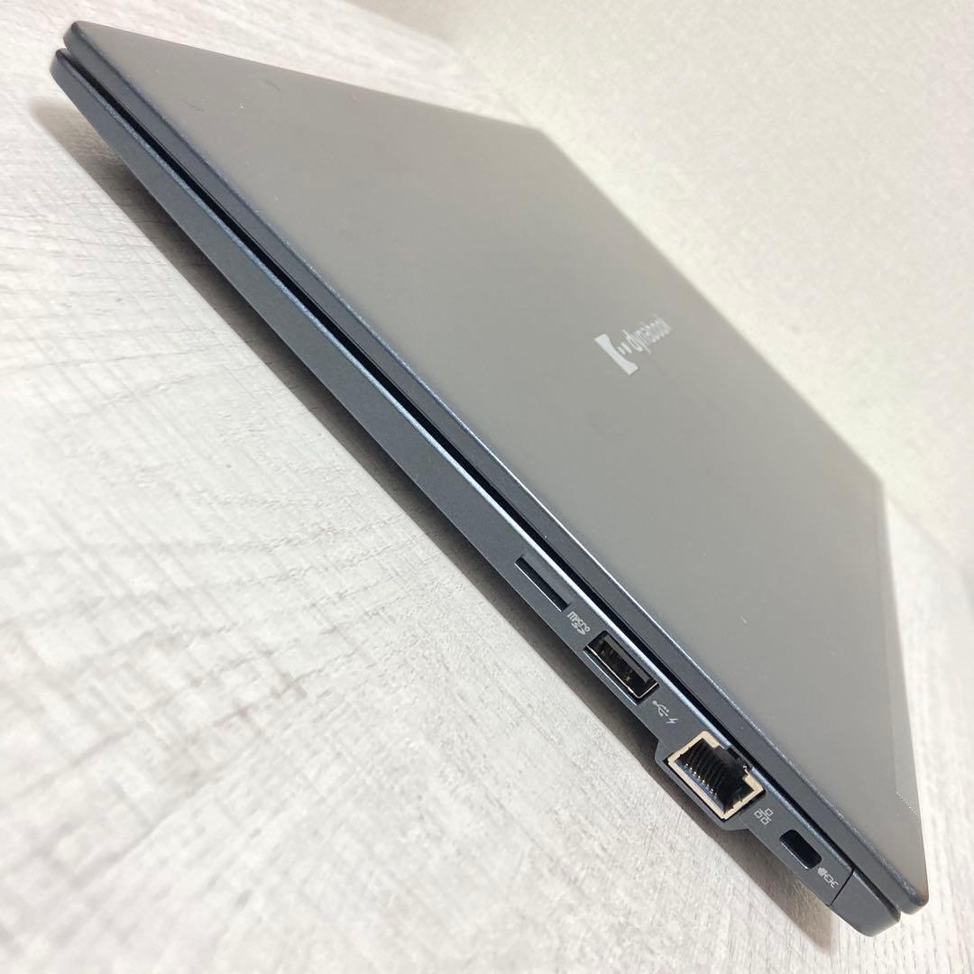 dynabook G83/HS 第11世代　Windows11 512GB 16