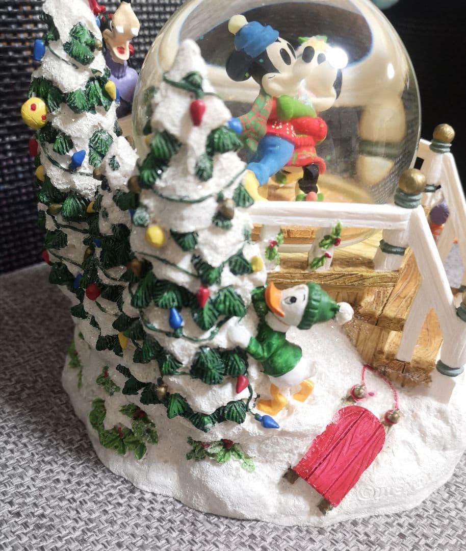 ディズニー　スノードーム　スノーグローブ　クリスマス　オルゴール　レトロ