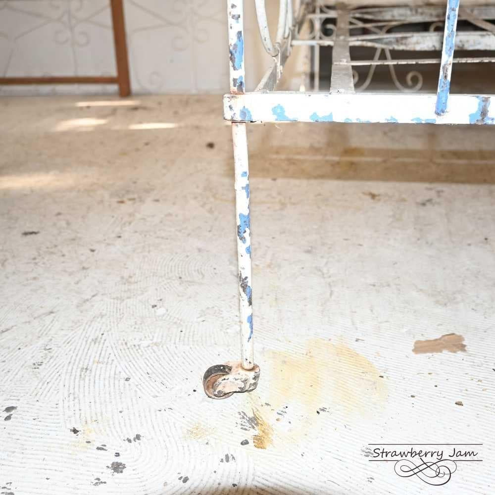 L3710-90 フランスアンティーク アイアン ガーデニング ベビーベット