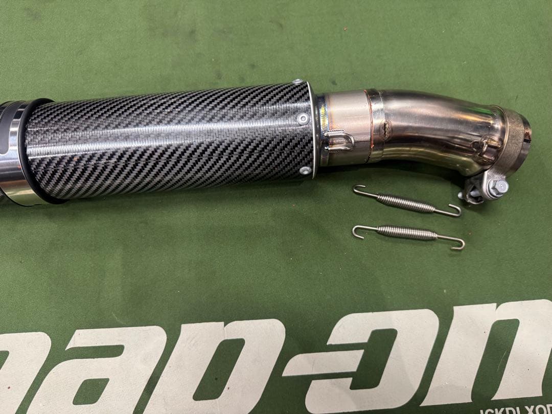 MAVERICK マーベリック　カーボンサイレンサー　ZRX1200ダエグ使用