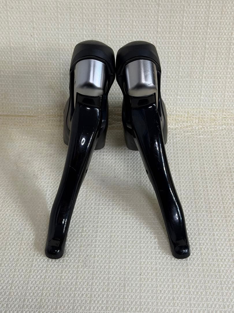 ST-5700 105 10s STIレバー 左右セット　シマノ