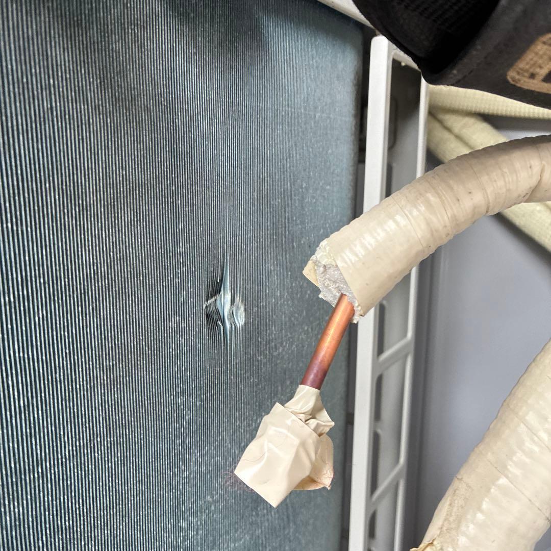 コロナCOH-N2218RE6 壁掛けエアコン　室外機