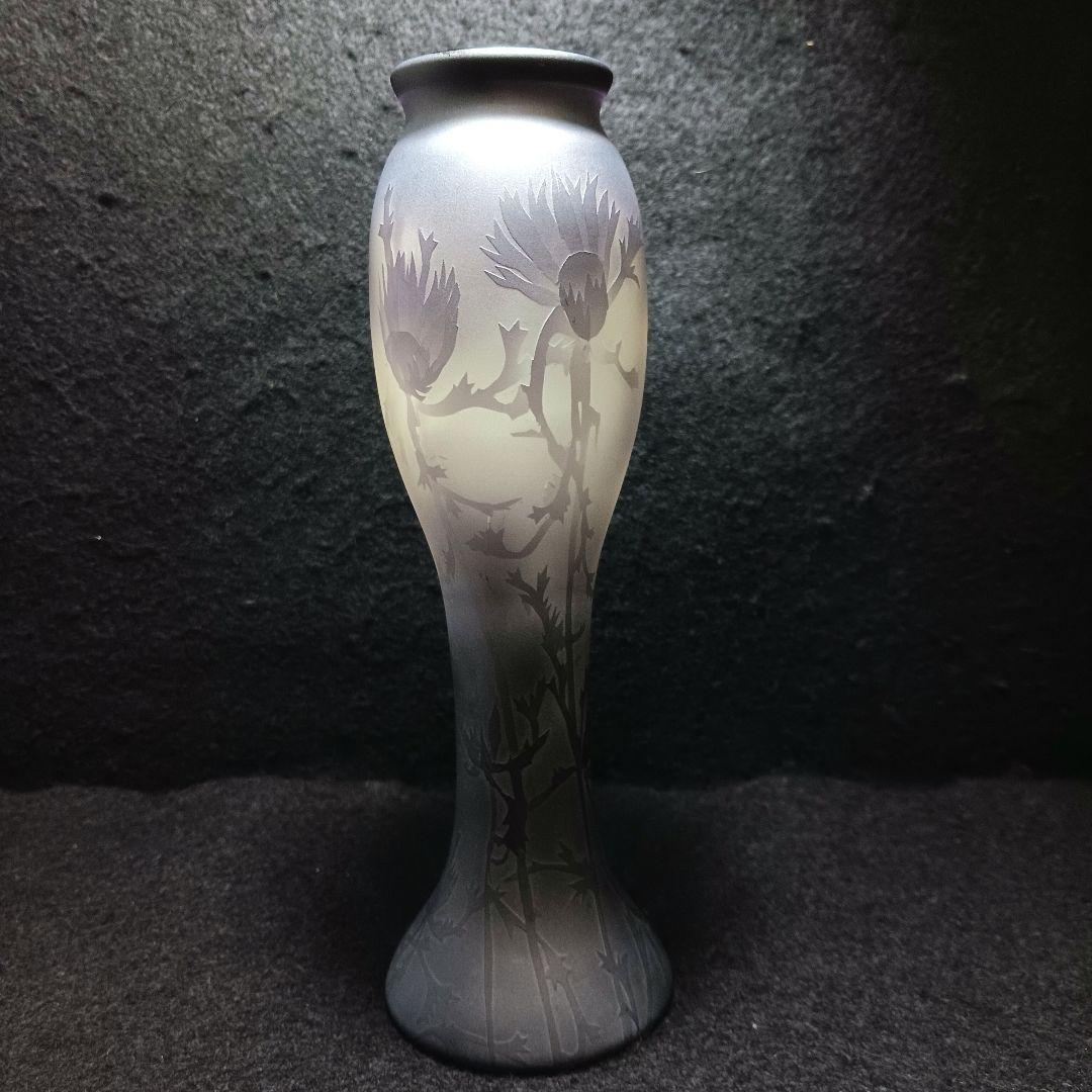 Y3279-1 ガレ風 被せガラス 花文花瓶 高さ23㎝　 　ten