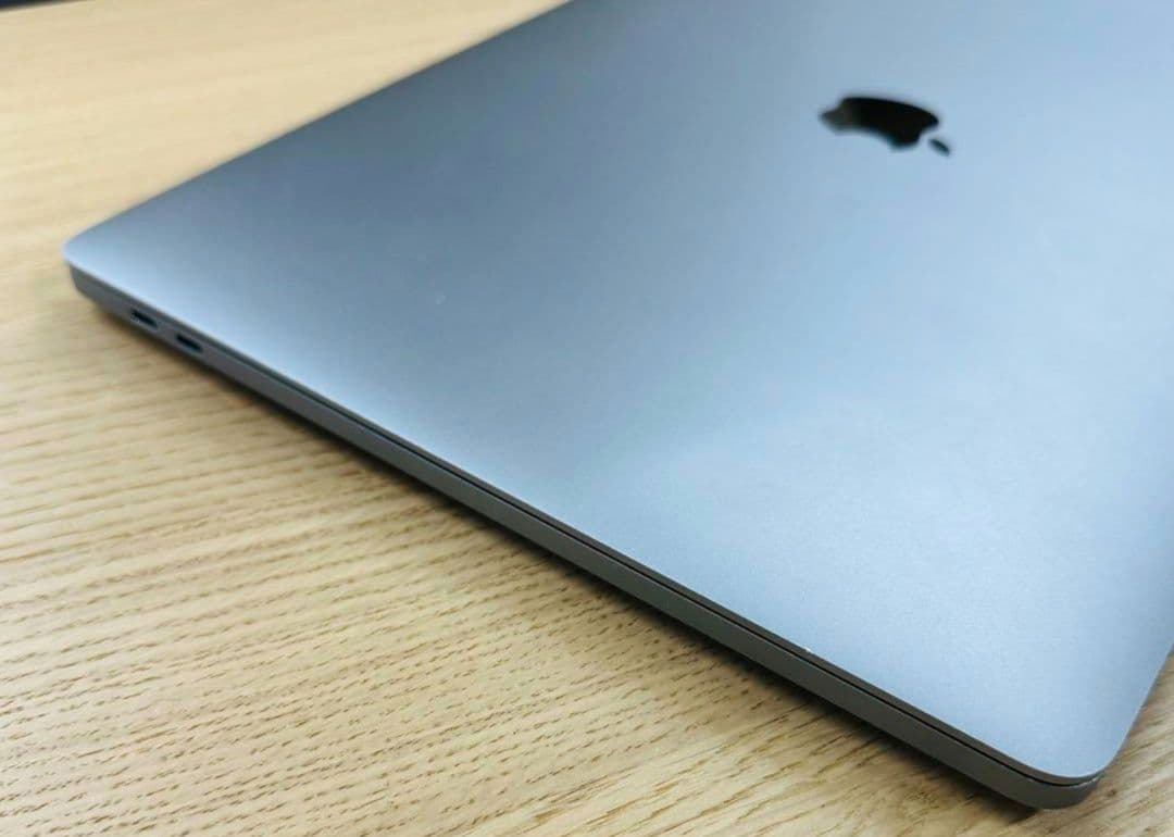 MacBook本体 MacBook Pro 2019 16\" i7 16GB 512GB 5300M