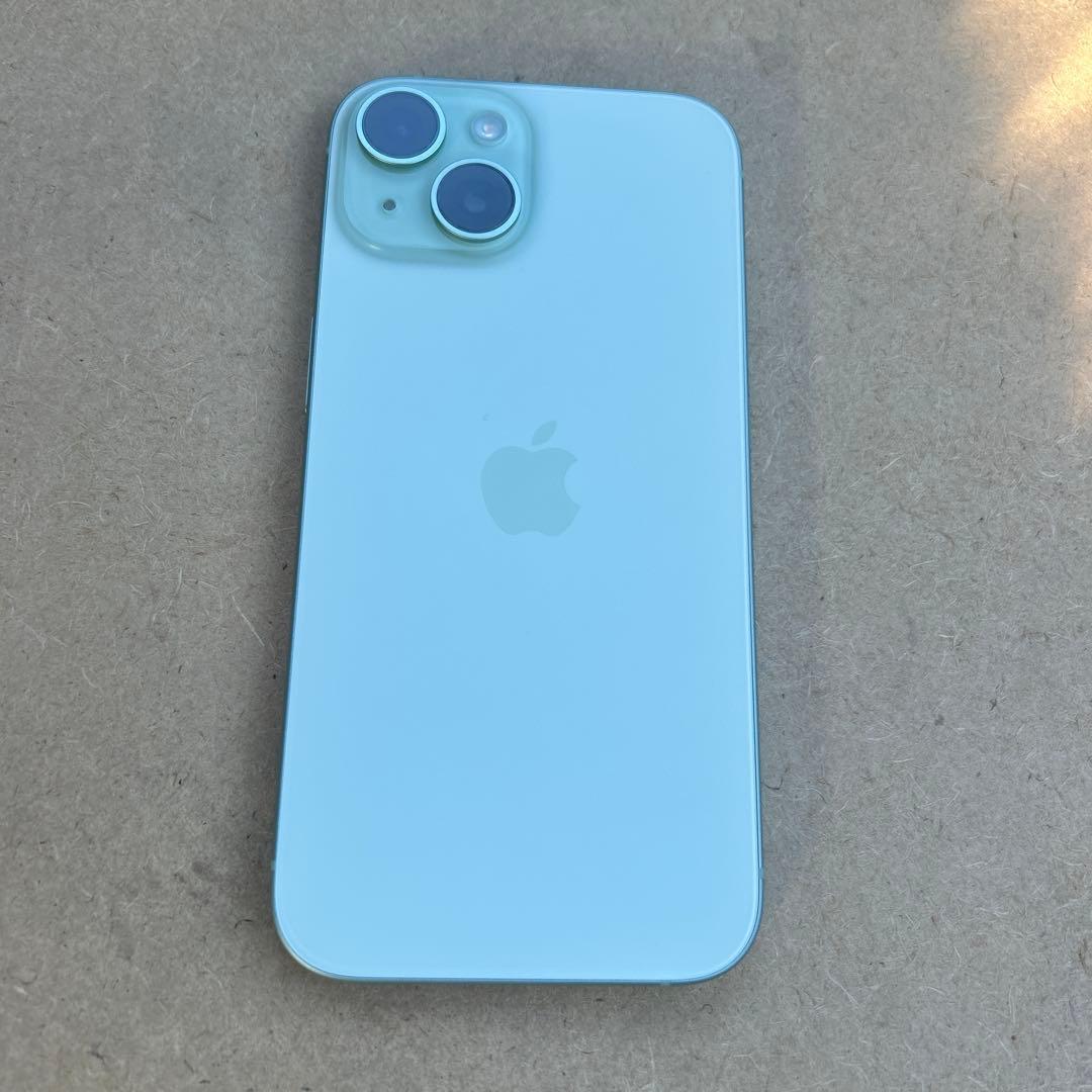 Apple iPhone 15 正規品　美品　バッテリー残量100% 箱無し