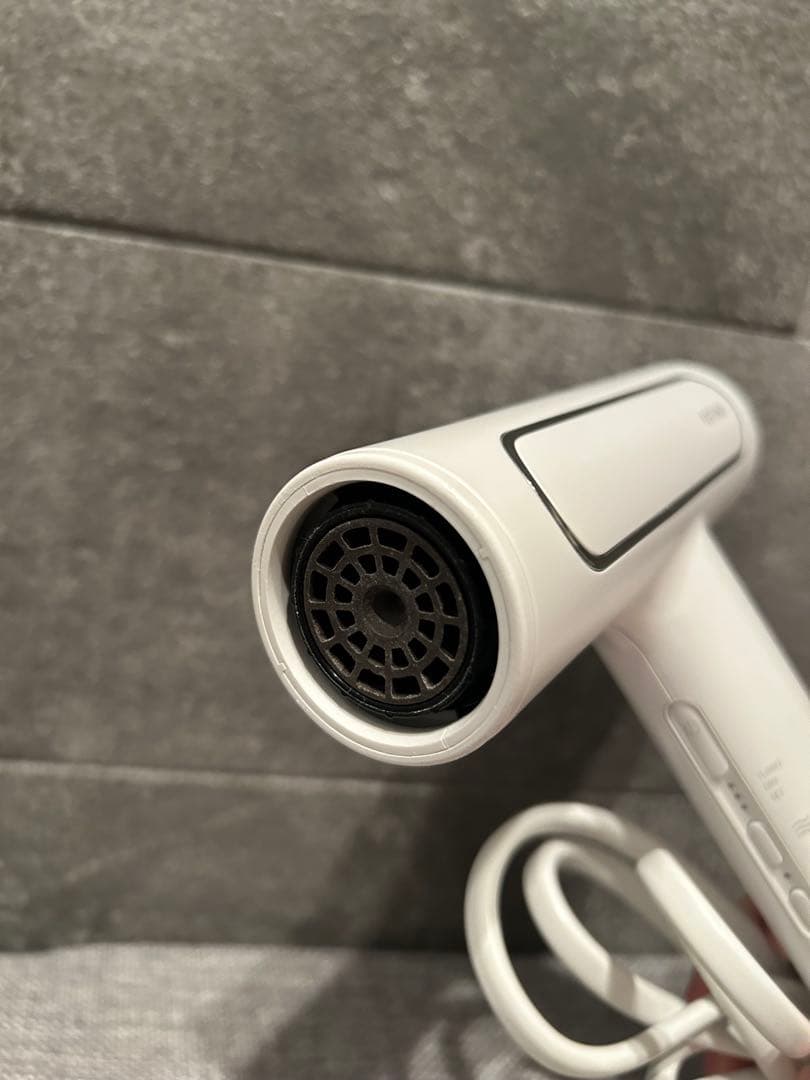 FESTINO ツヤモイストドライヤー　ホワイト