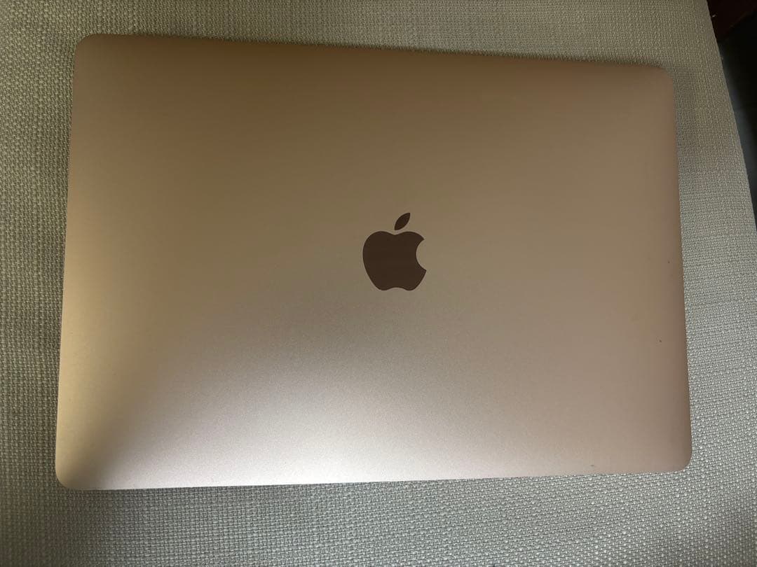 MacBook本体 Apple MacBook Air (M1, 2020)A2337