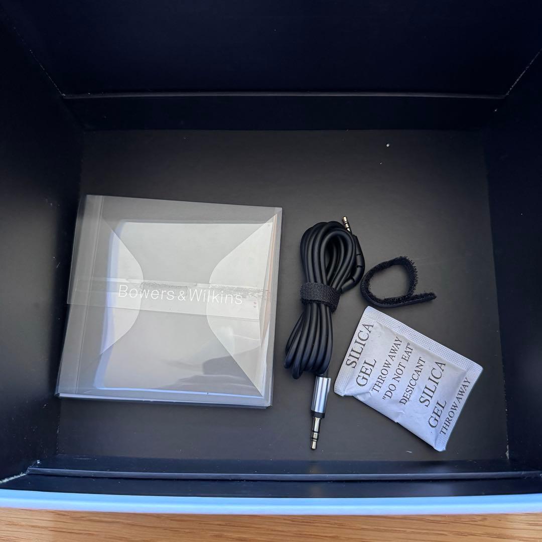 Bowers & Wilkins P7 Wirelessヘッドホン B&W