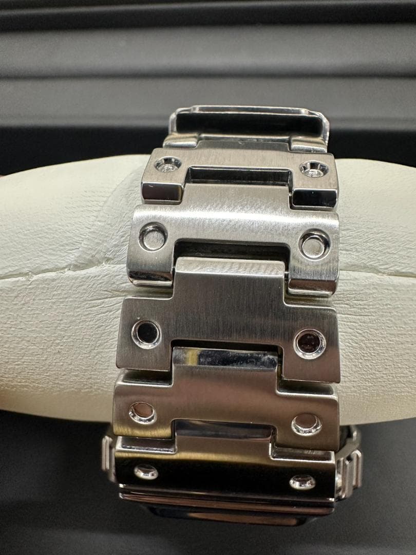 美品　G-SHOCK カシオ フルメタル シルバー GMW-B5000