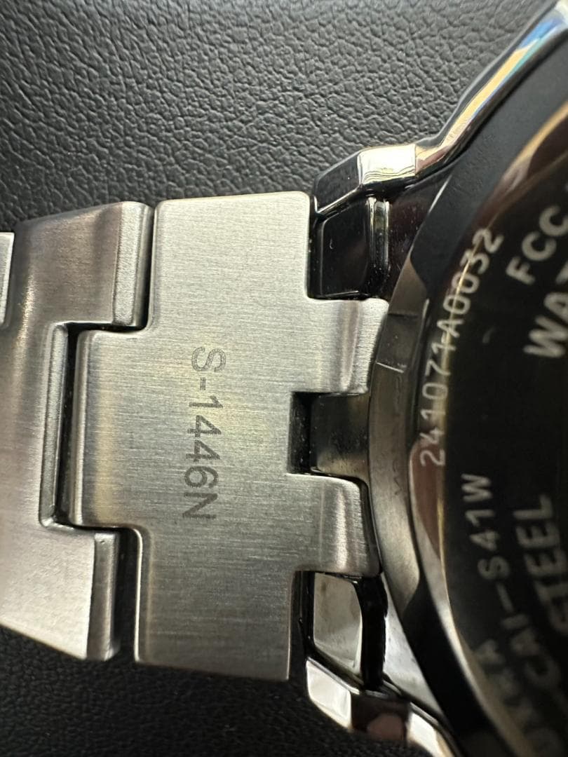 美品　G-SHOCK カシオ フルメタル シルバー GMW-B5000