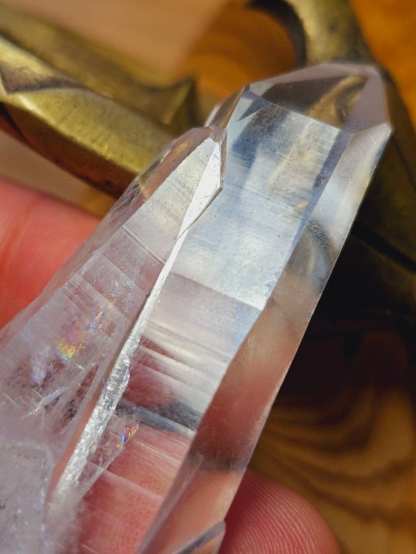 虹入り‼️高い波動‼️ヒマラヤのレムリアン ネパール マカルー産 水晶