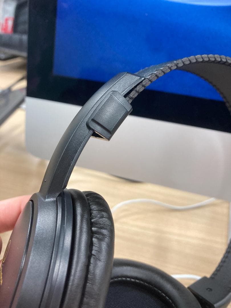 オーディオテクニカ ATH-EP700 BW 楽器用 モニターヘッ 新品未開封