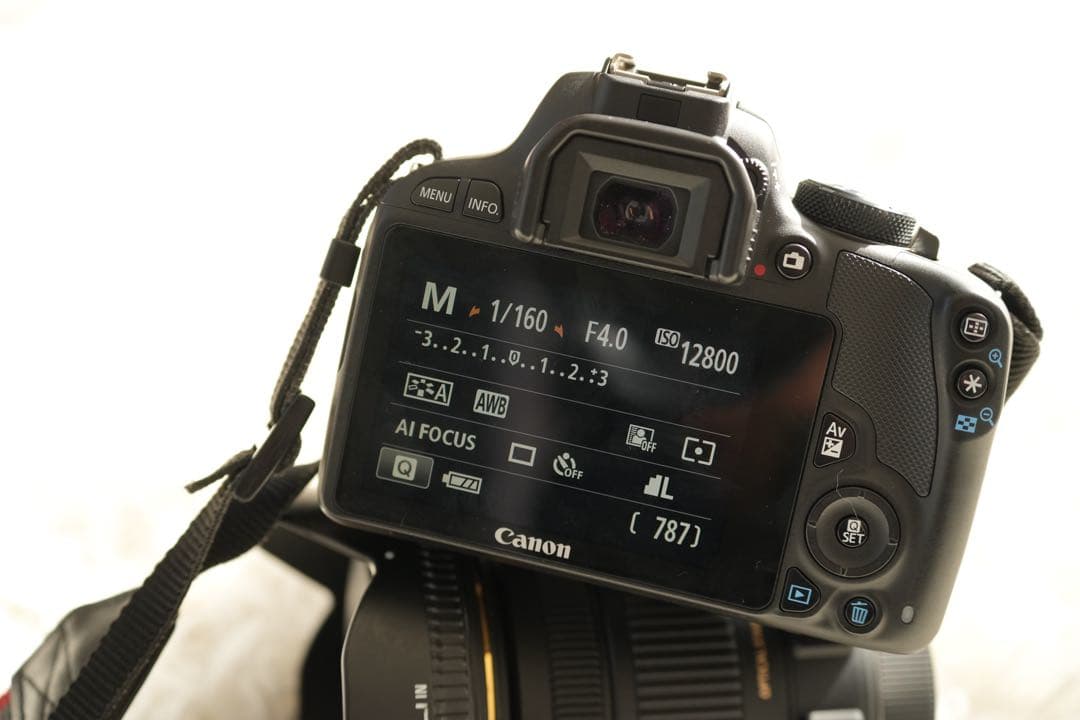 【値引き可能】Canon EOS Kiss X7 本体