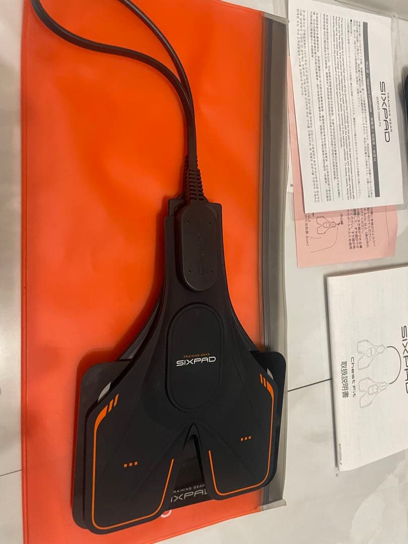 SIXPAD Chest Fit EMSトレーニング シックスパッド