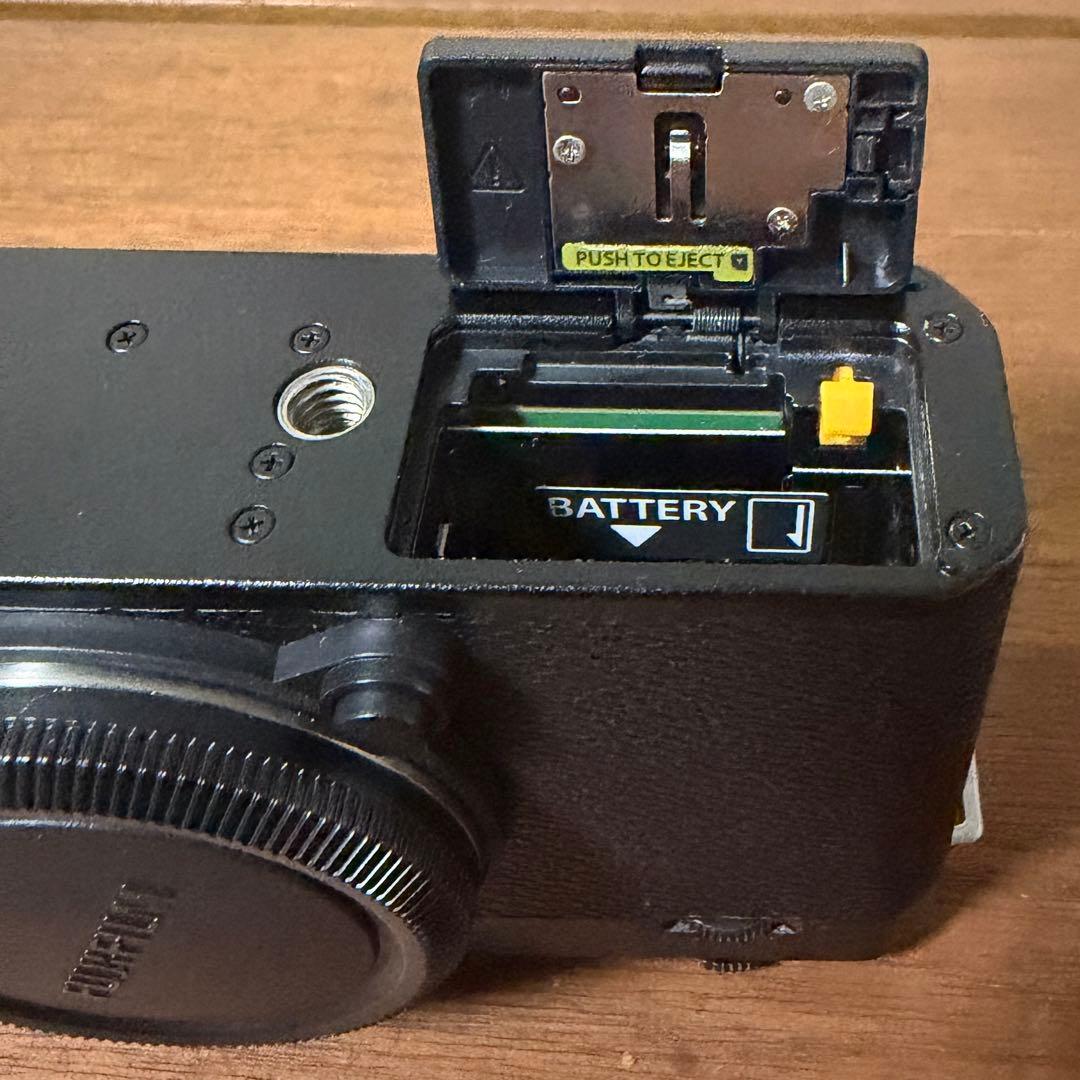 FUJIFILM X-E4 ブラック +付属品