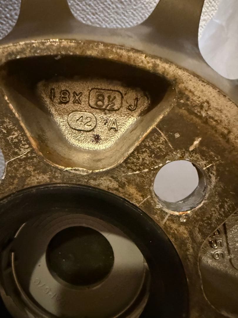 エンケイ　ENKEI NT03RR 18インチ 8.5J 4本