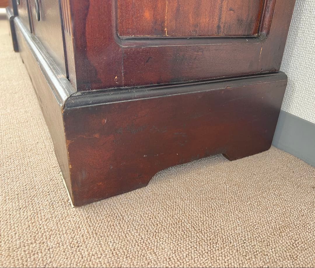 B-companyのアンティーク調の本棚 大型