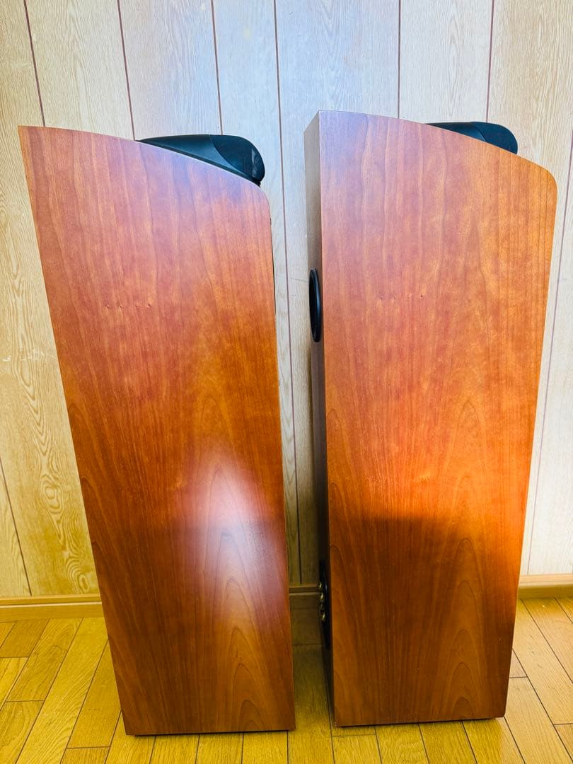 B&W Bowers & Wilkins 704 トールボーイ スピーカー