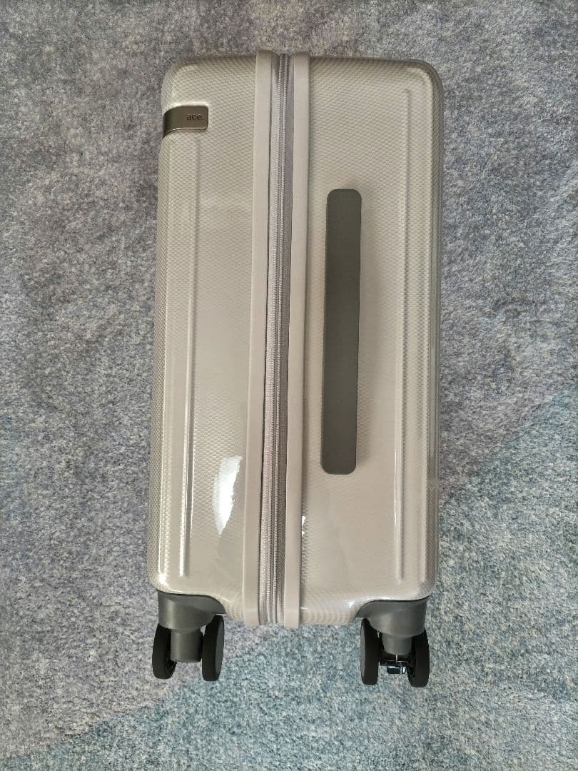 【美品】ACE スーツケース 32リットル