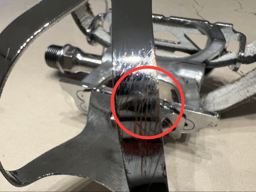 MKS SUPREMEシュプリーム　トウクリップ、ストラップ付き