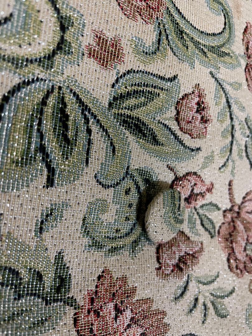 《座面が広い》ラタン 回転椅子　花柄クッション