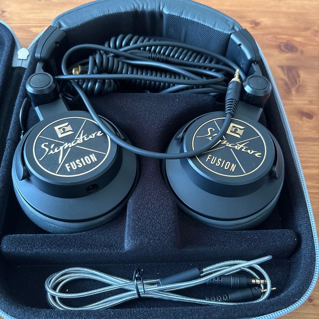 ヘッドホン Ultrasone Signature Fusion