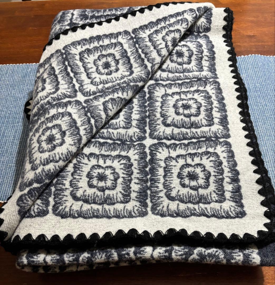 ミナペルホネンブランケット　good old