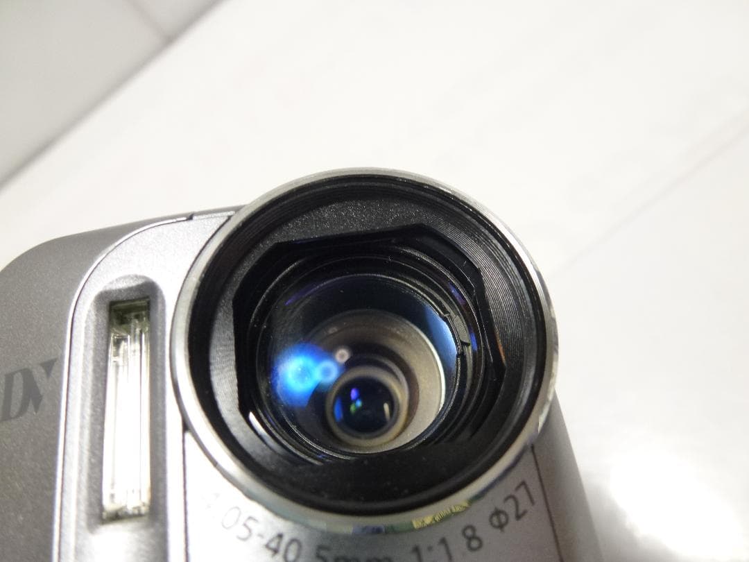 希少　動作品　キャノンビデオカメラ　DM-IXY DV S1　Mini DV