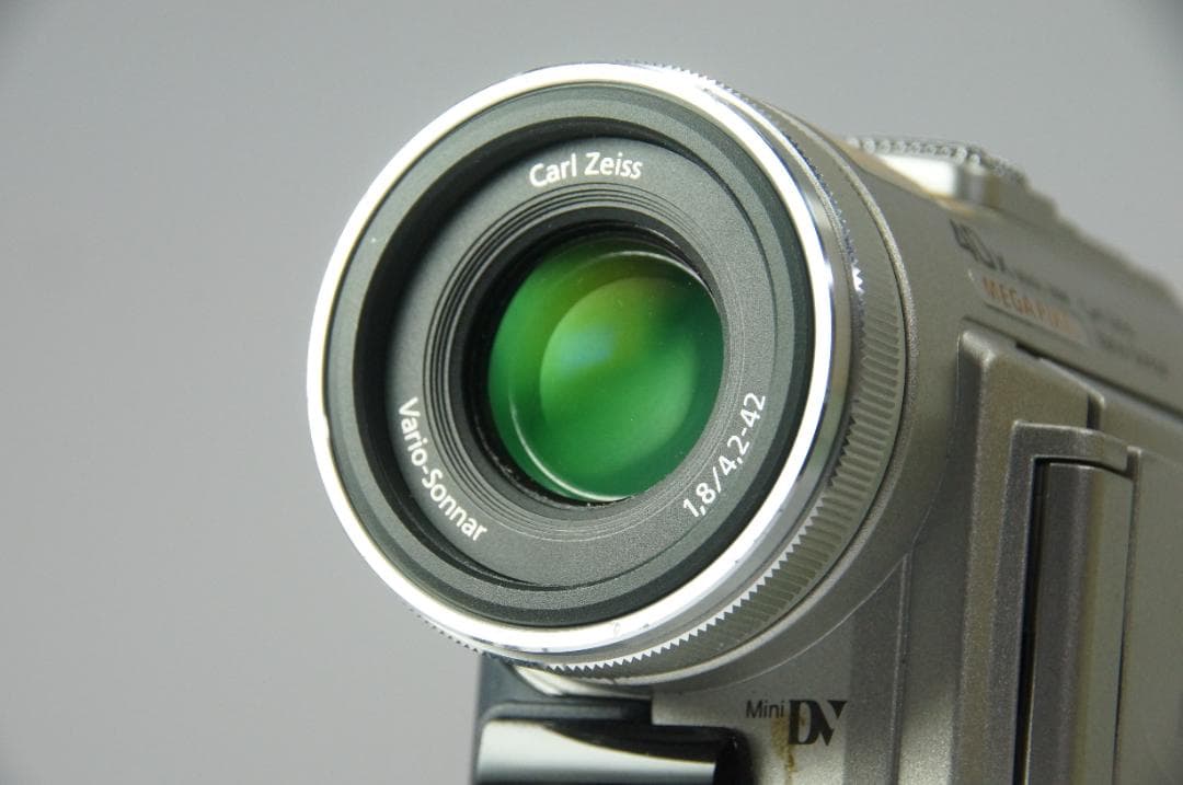 【動作品】 SONY ビデオカメラ miniDV DCR-PC100 バッグ付き