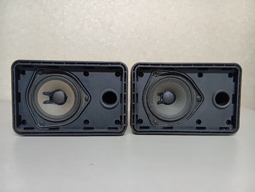 BOSE 101MMG 2ホン 純正吊り下げ金具付属